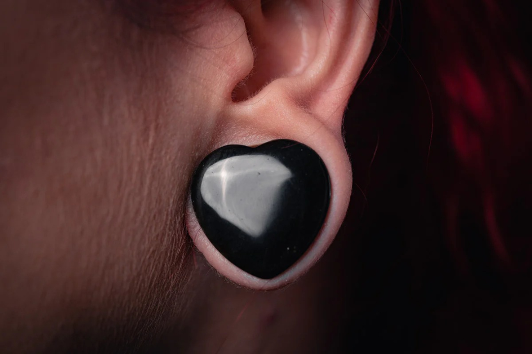 Ear Plugs and Stretchers – What Every Person Should Consider